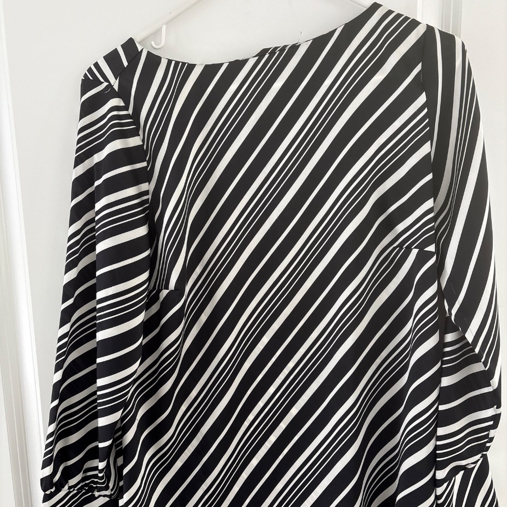 Blouse - Picture 4 of 4